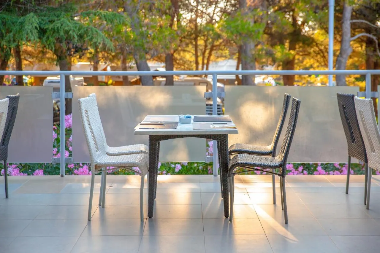 ****  Maistra Select Petalon Resort Vrsar Chorvatsko